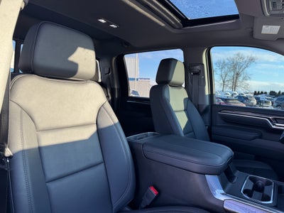 2025 Chevrolet Silverado LTZ Crew Cab 4WD