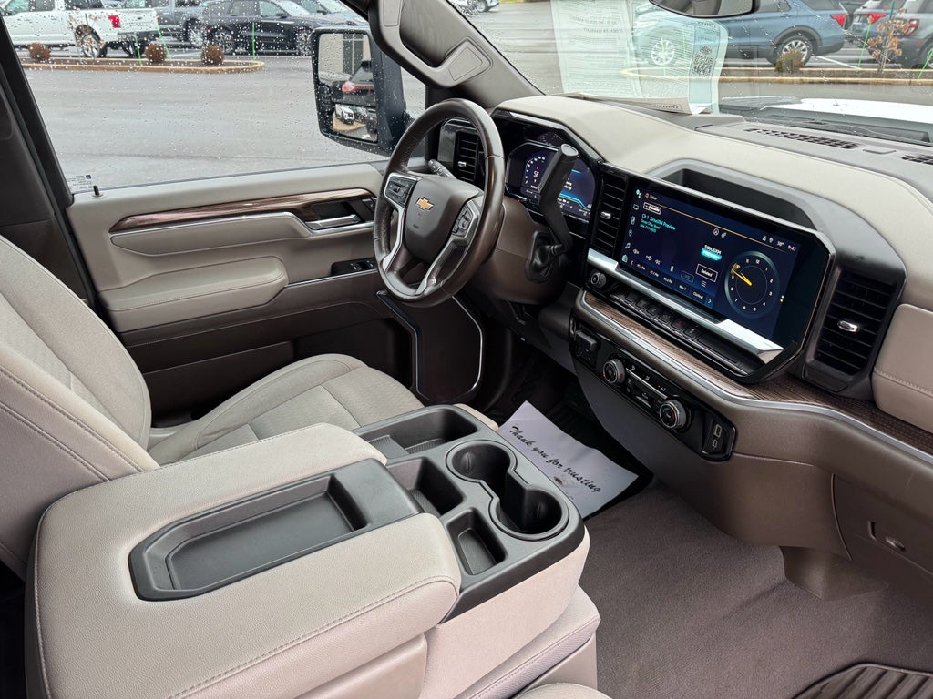 2024 Chevrolet Silverado LT Crew Cab 4WD