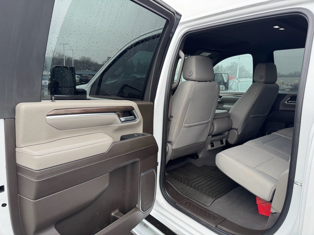 2024 Chevrolet Silverado LT Crew Cab 4WD