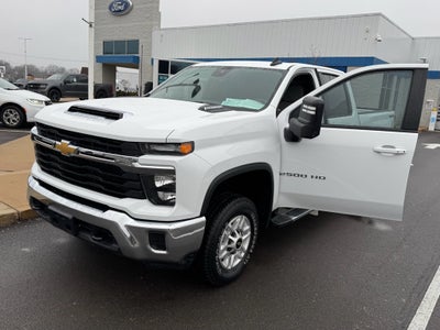 2024 Chevrolet Silverado LT Crew Cab 4WD