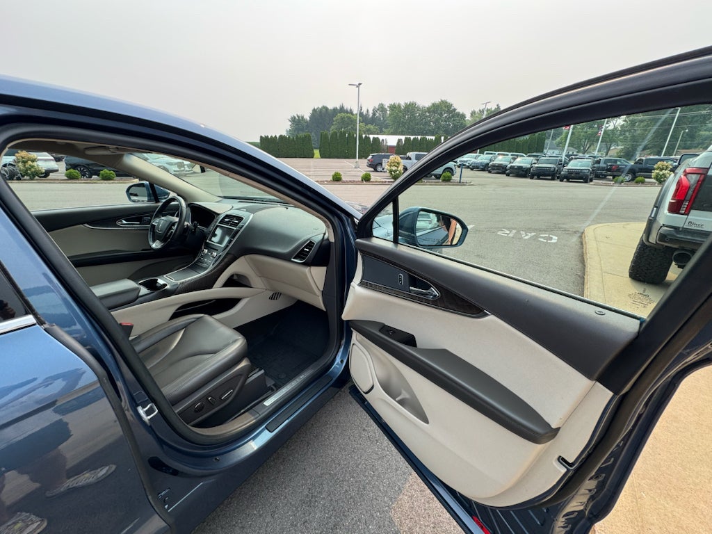 2019 Lincoln Nautilus Select AWD
