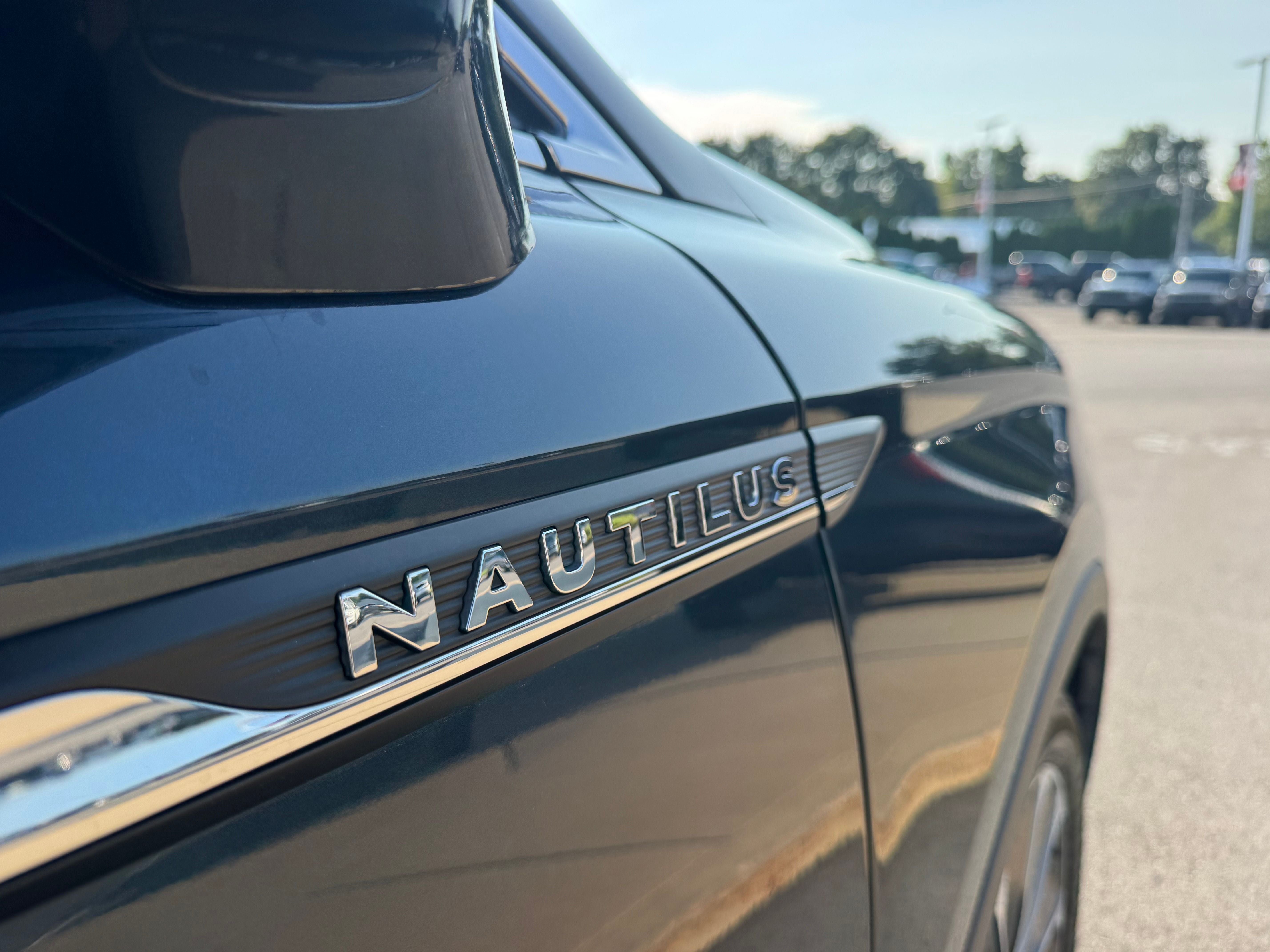 2022 Lincoln Nautilus Reserve