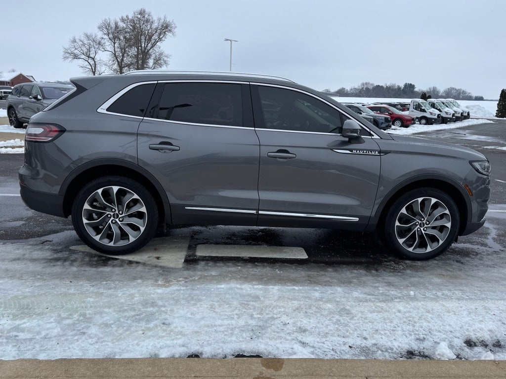 2022 Lincoln Nautilus Reserve AWD
