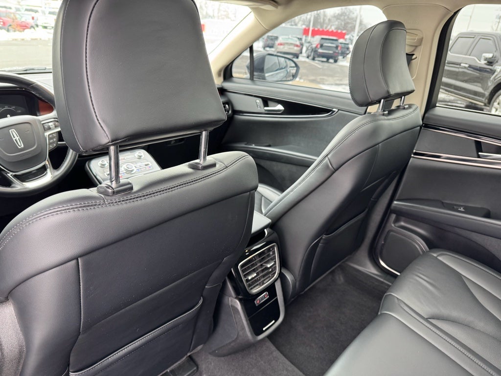 2022 Lincoln Nautilus Reserve AWD