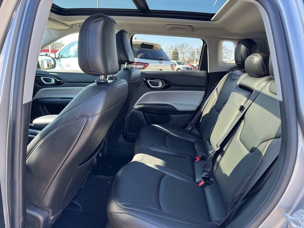 2022 Jeep Compass Limited - Photo 23