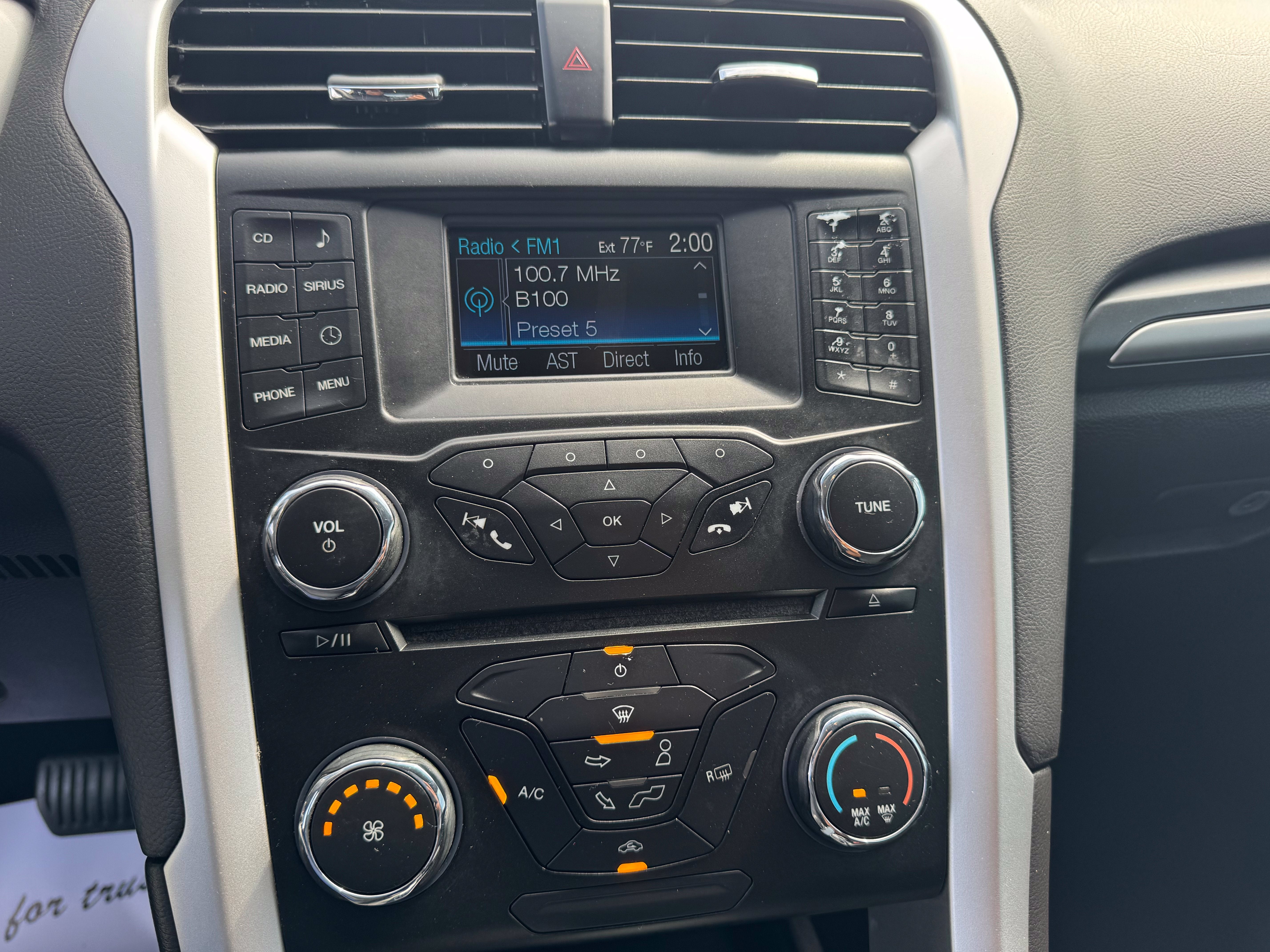 2014 Ford Fusion SE