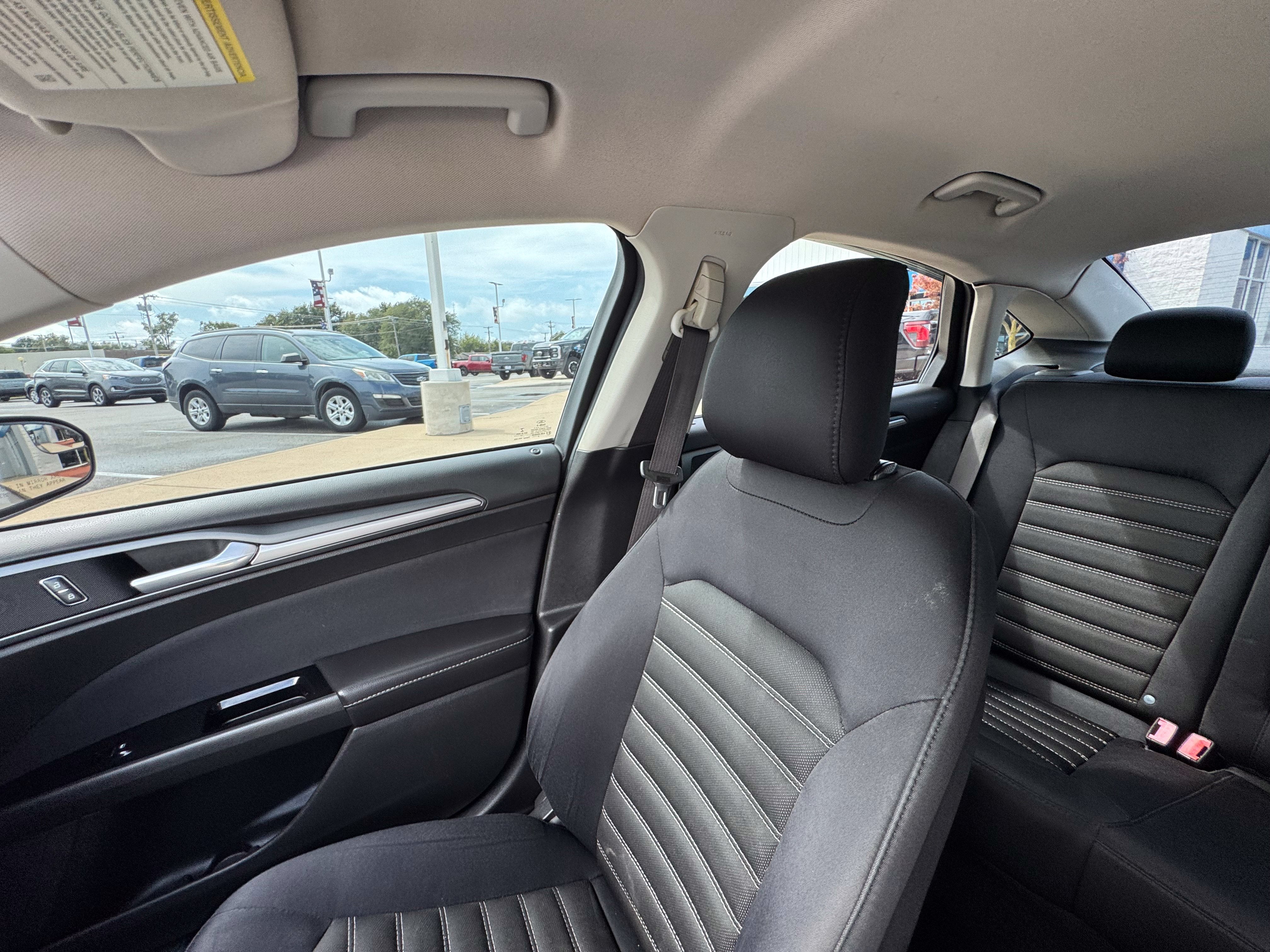 2014 Ford Fusion SE