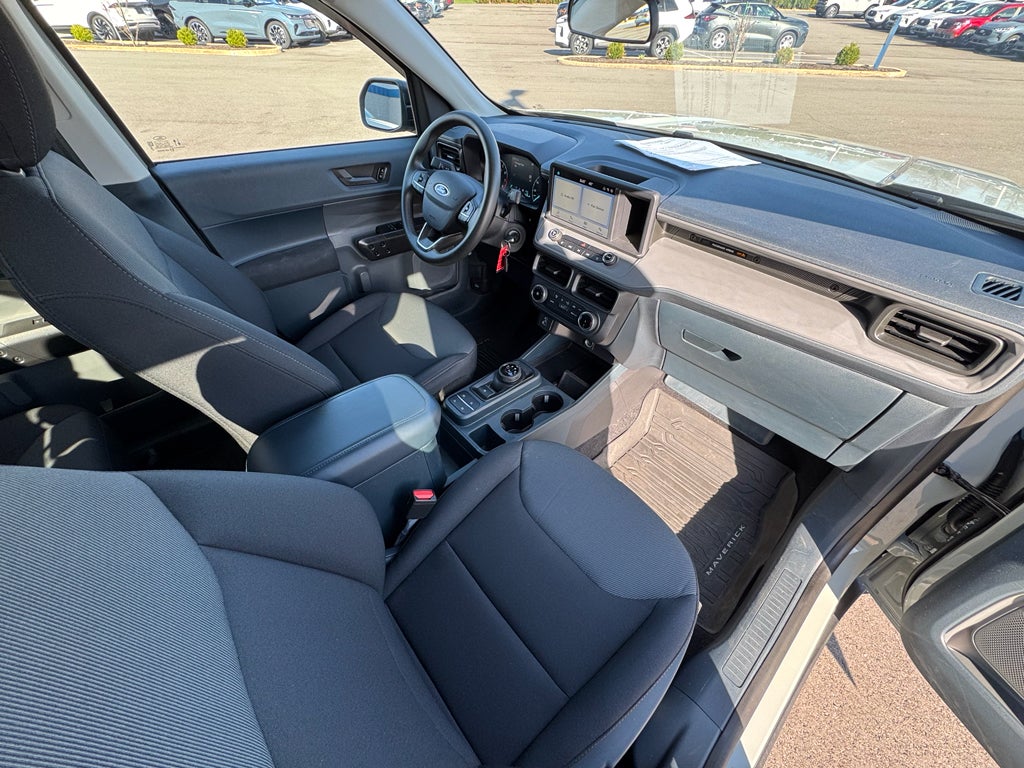 2024 Ford Maverick XL