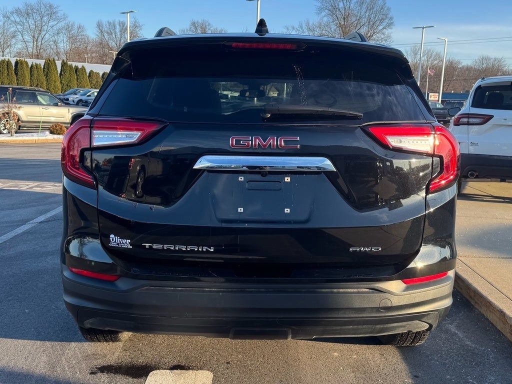 2023 GMC Terrain SLE