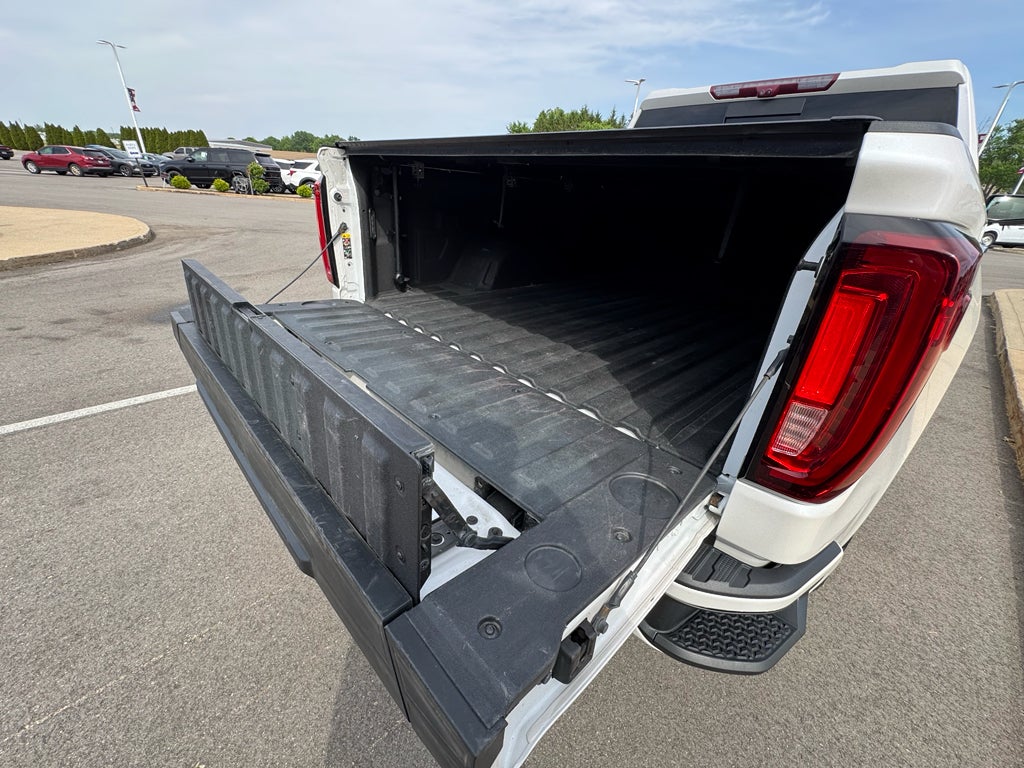 2022 GMC Sierra Denali 4WD