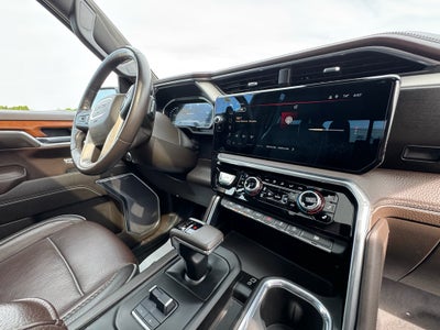 2022 GMC Sierra Denali 4WD