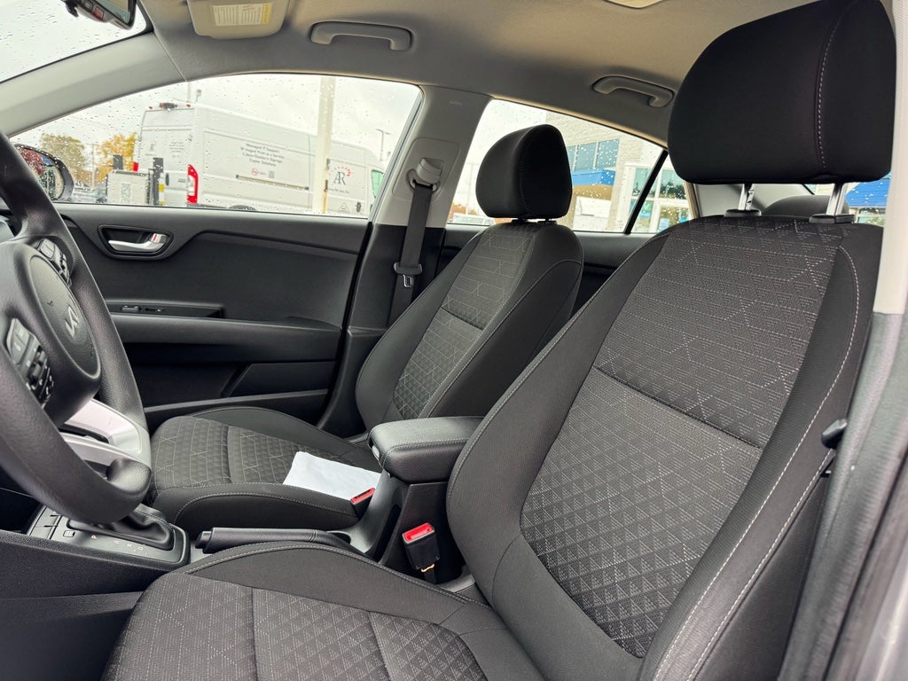 2023 Kia Rio S FWD