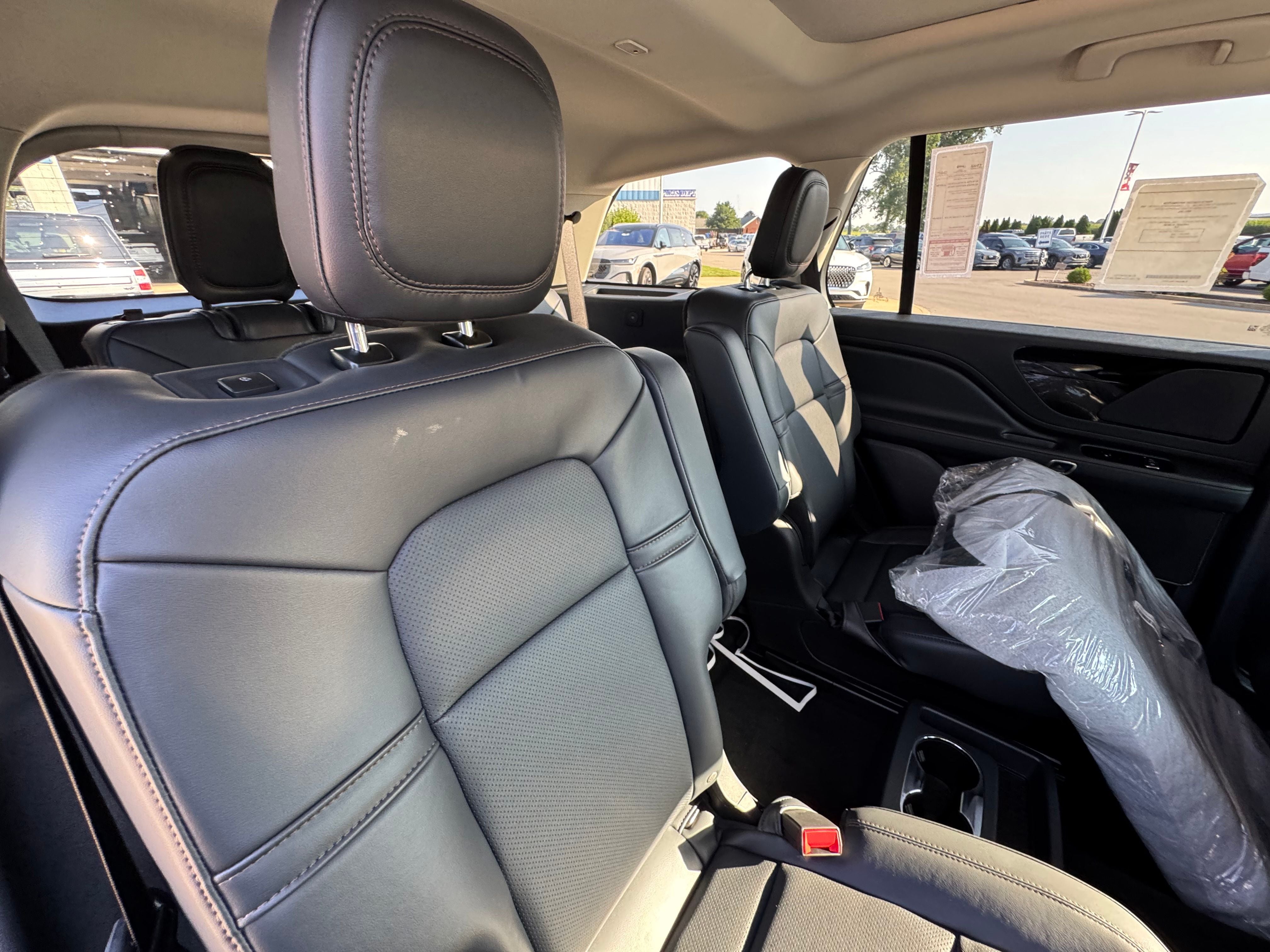 2027 Lincoln Aviator Premiere