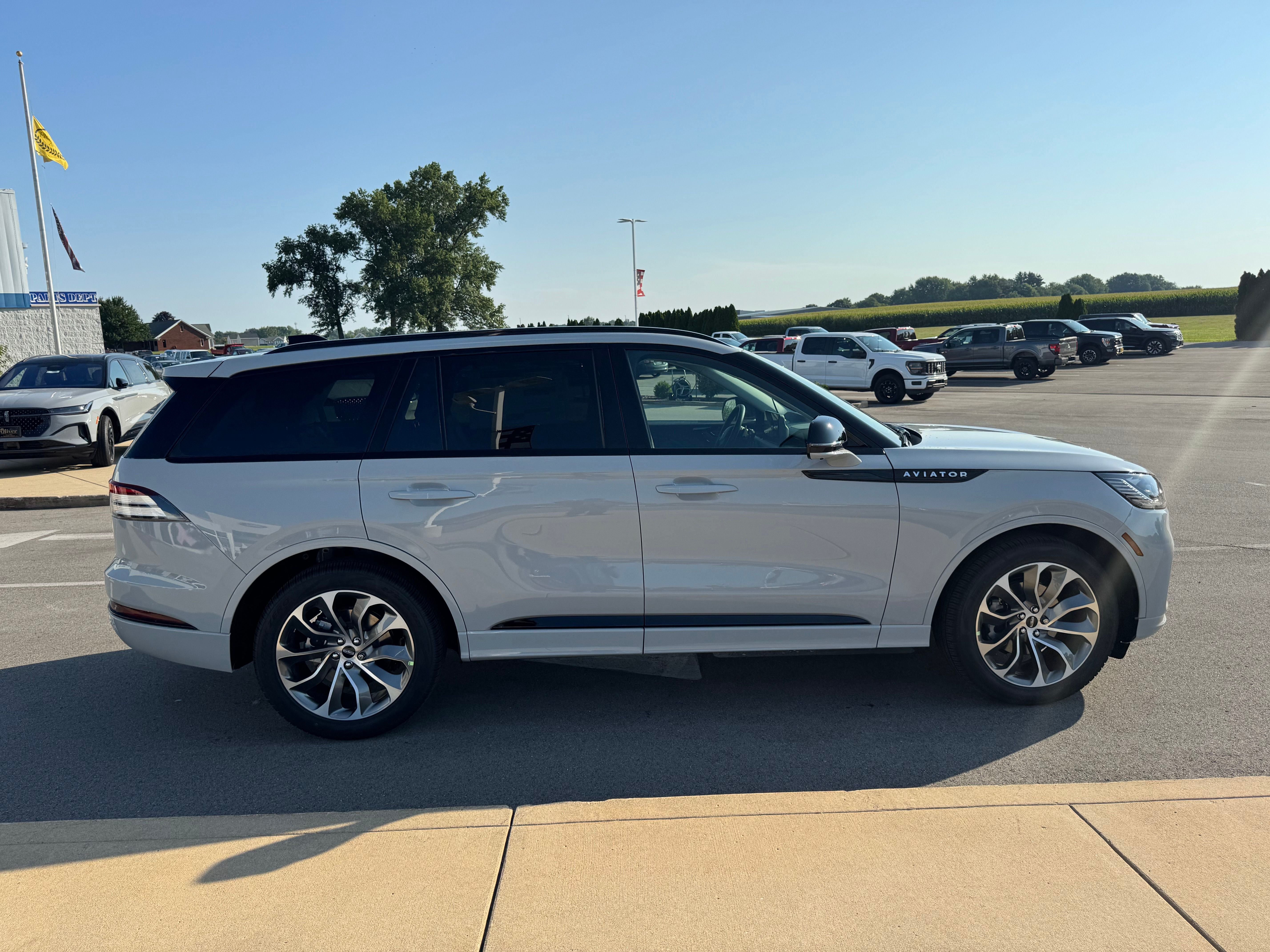 2027 Lincoln Aviator Premiere
