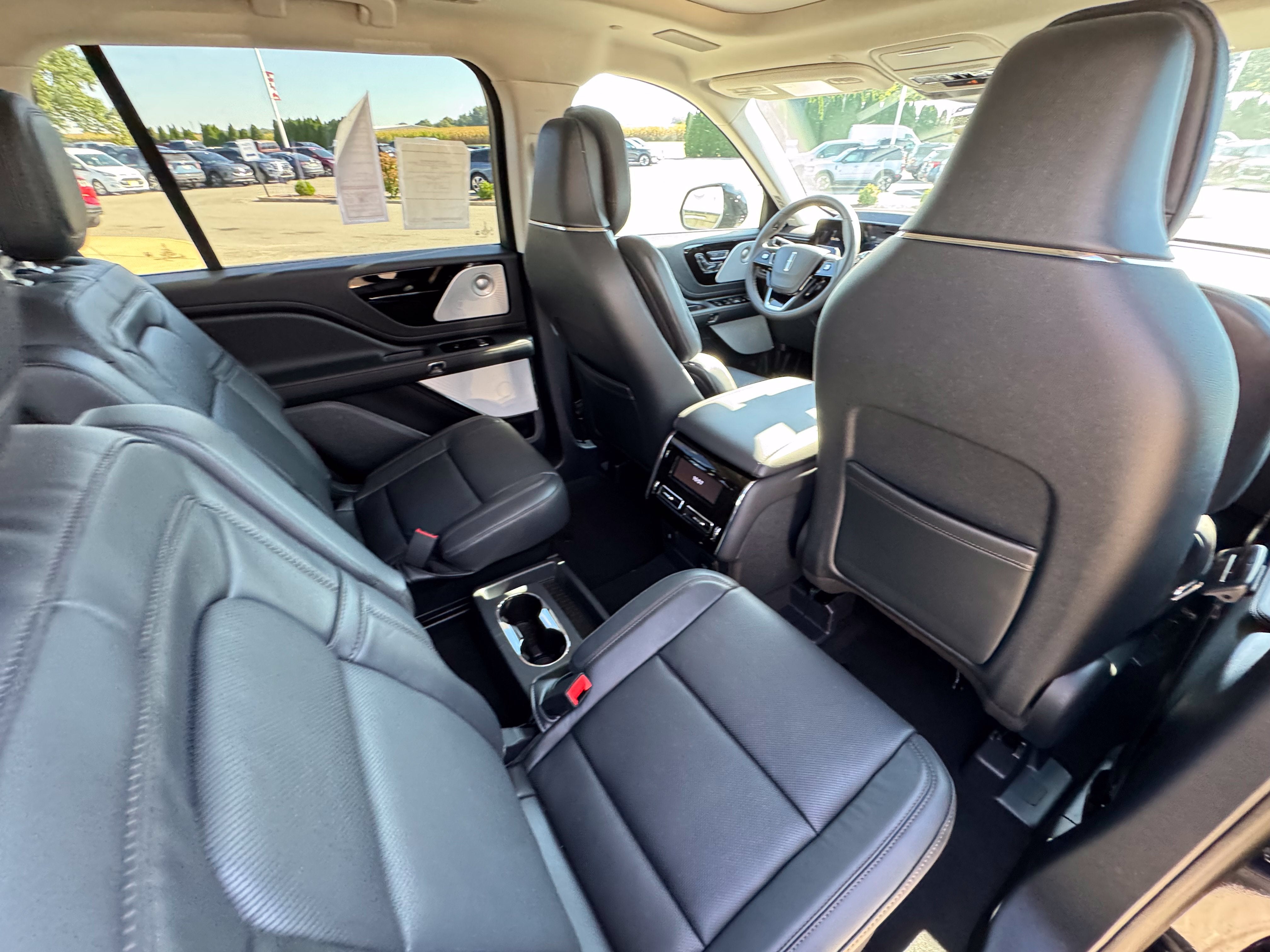 2027 Lincoln Aviator Reserve