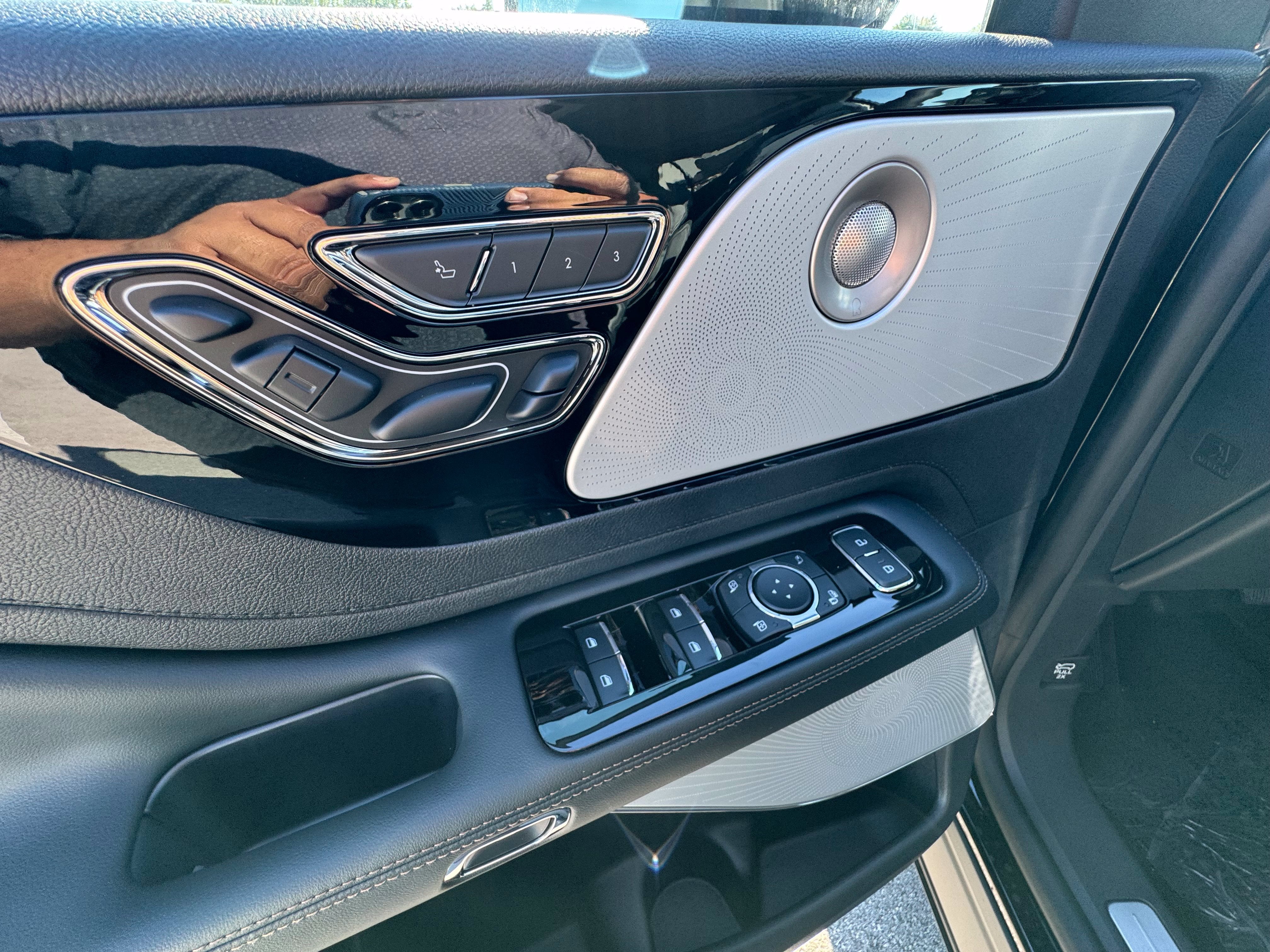 2027 Lincoln Aviator Reserve
