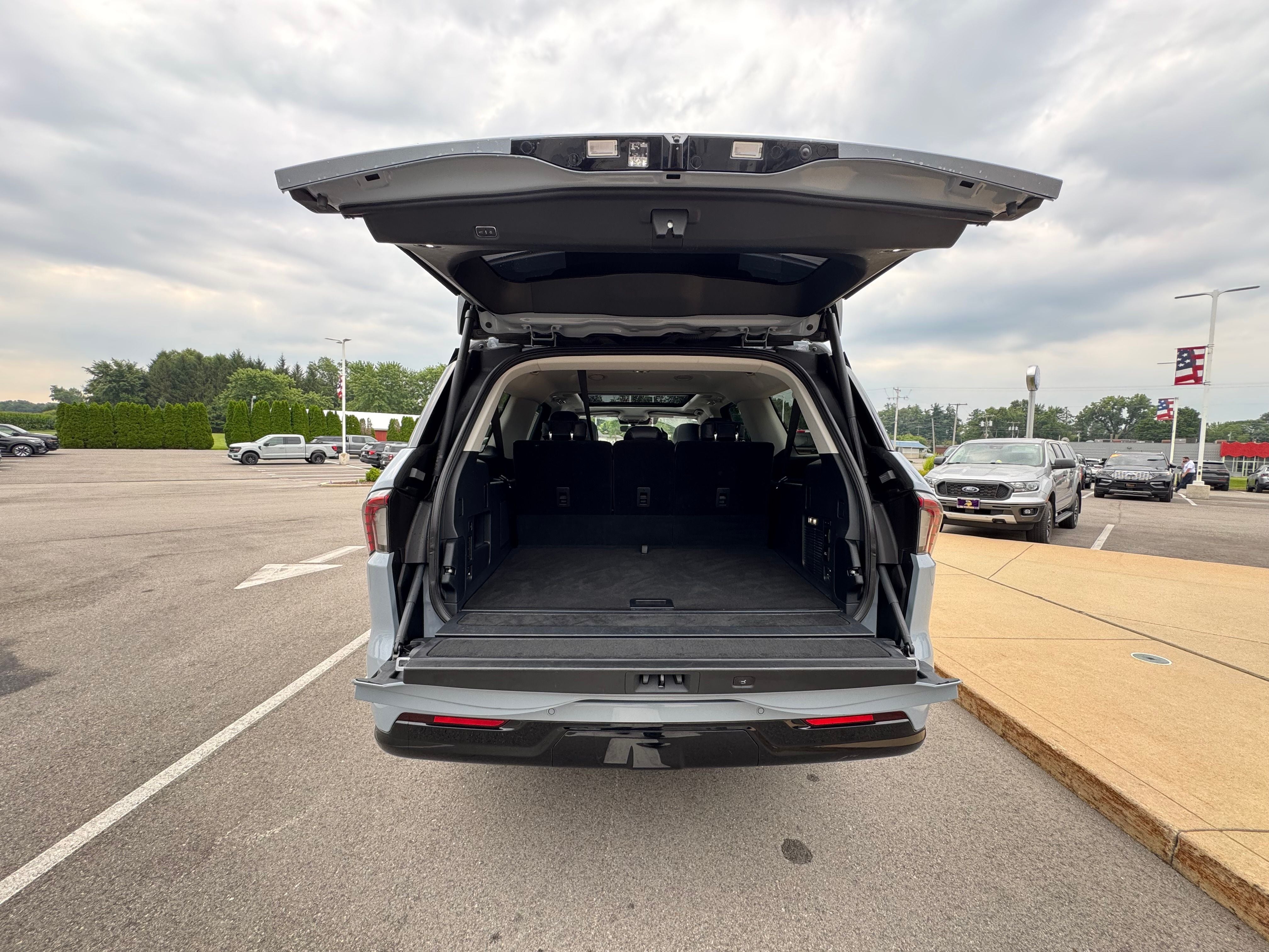 2025 Lincoln Navigator L Reserve