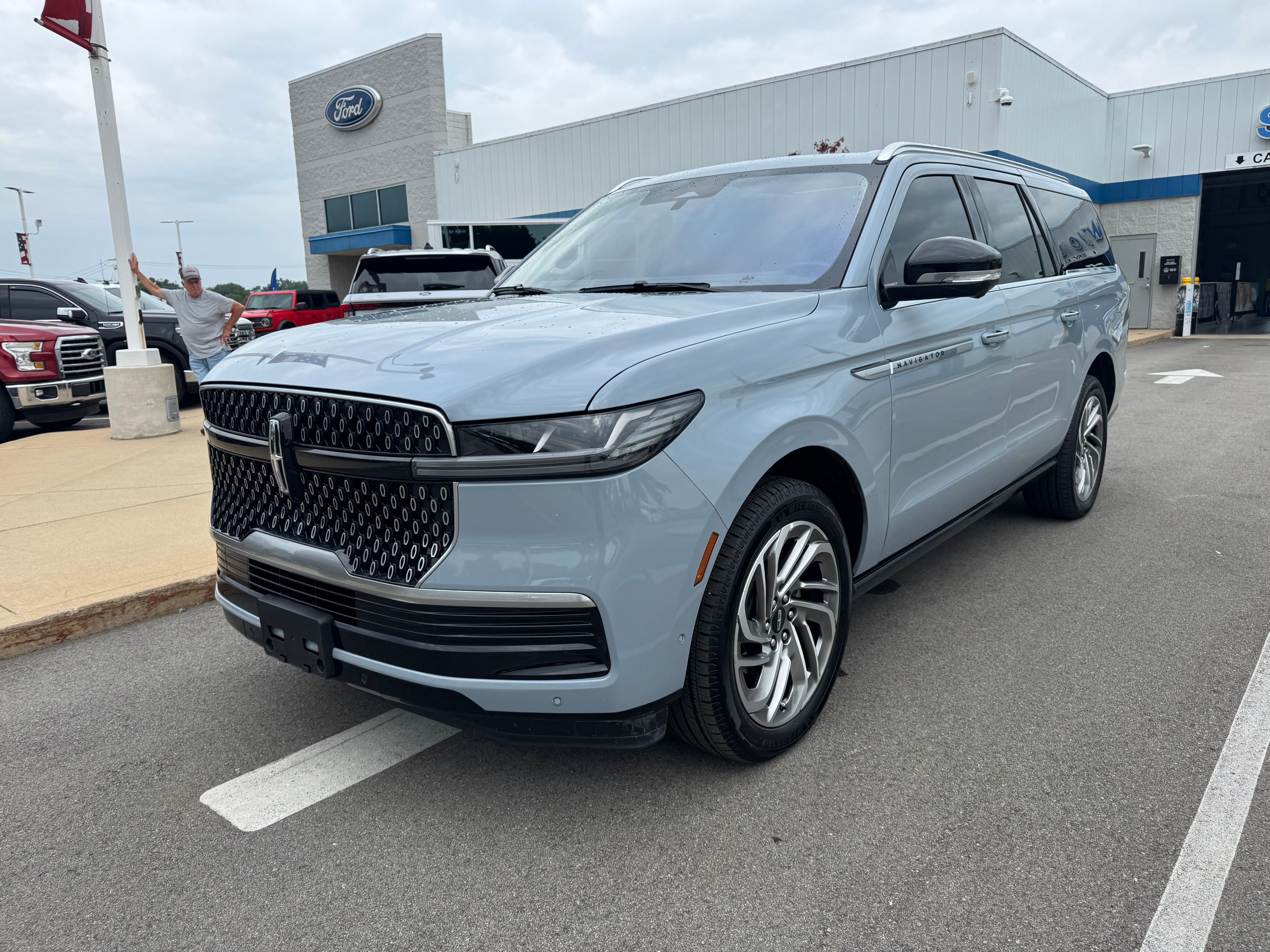 2025 Lincoln Navigator L Reserve