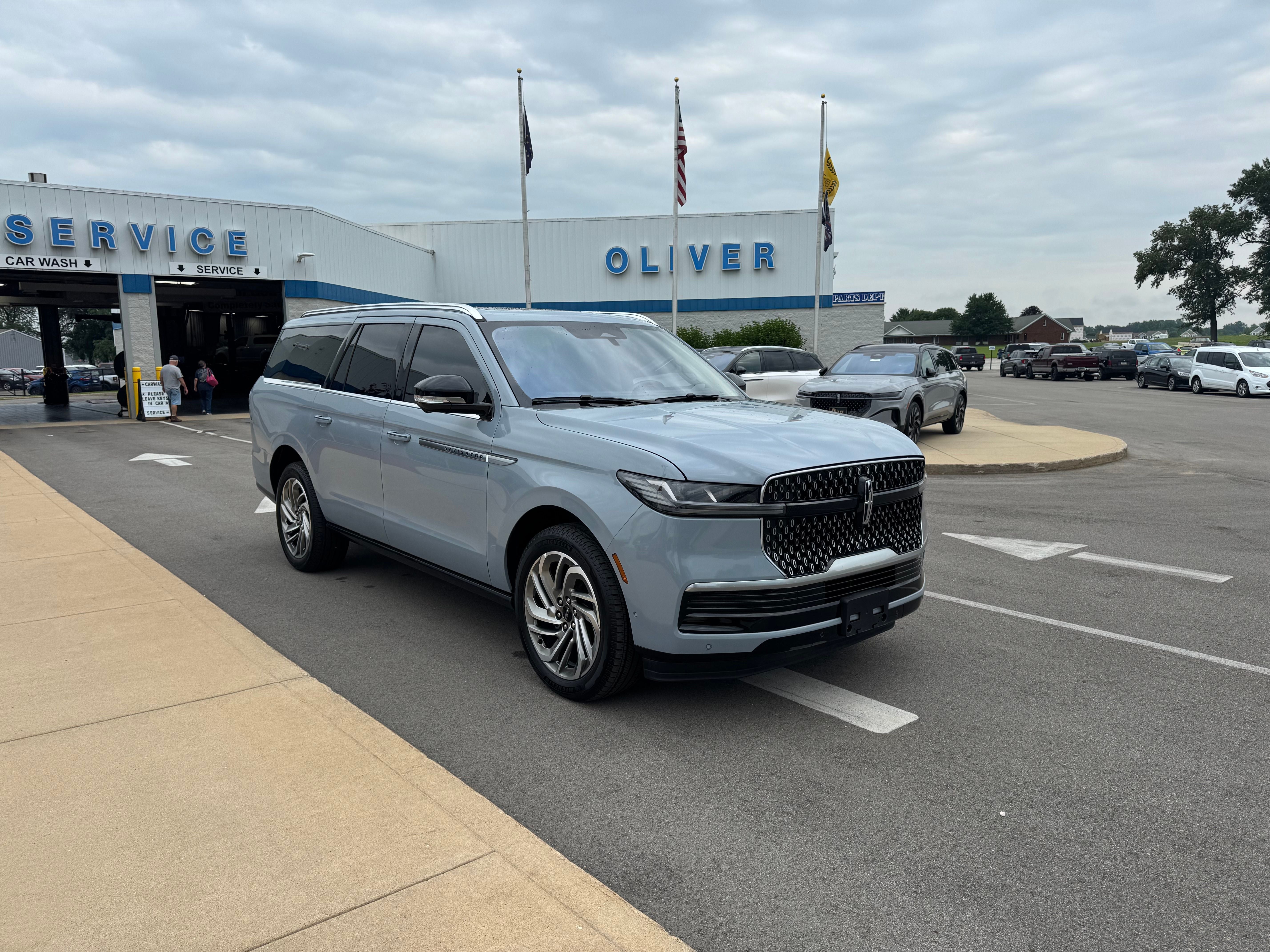 2025 Lincoln Navigator L Reserve