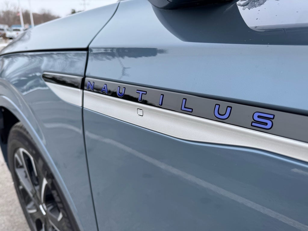 2026 Lincoln Nautilus Reserve AWD