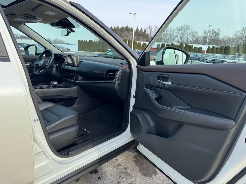 2023 Nissan Rogue SV AWD