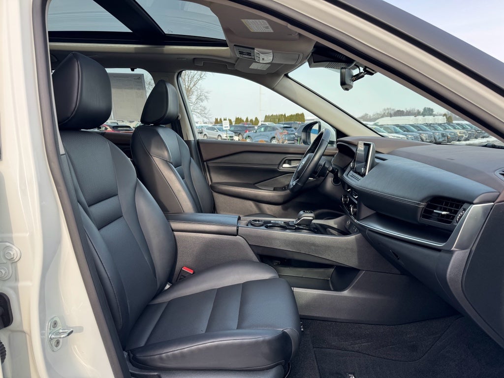 2023 Nissan Rogue SV AWD