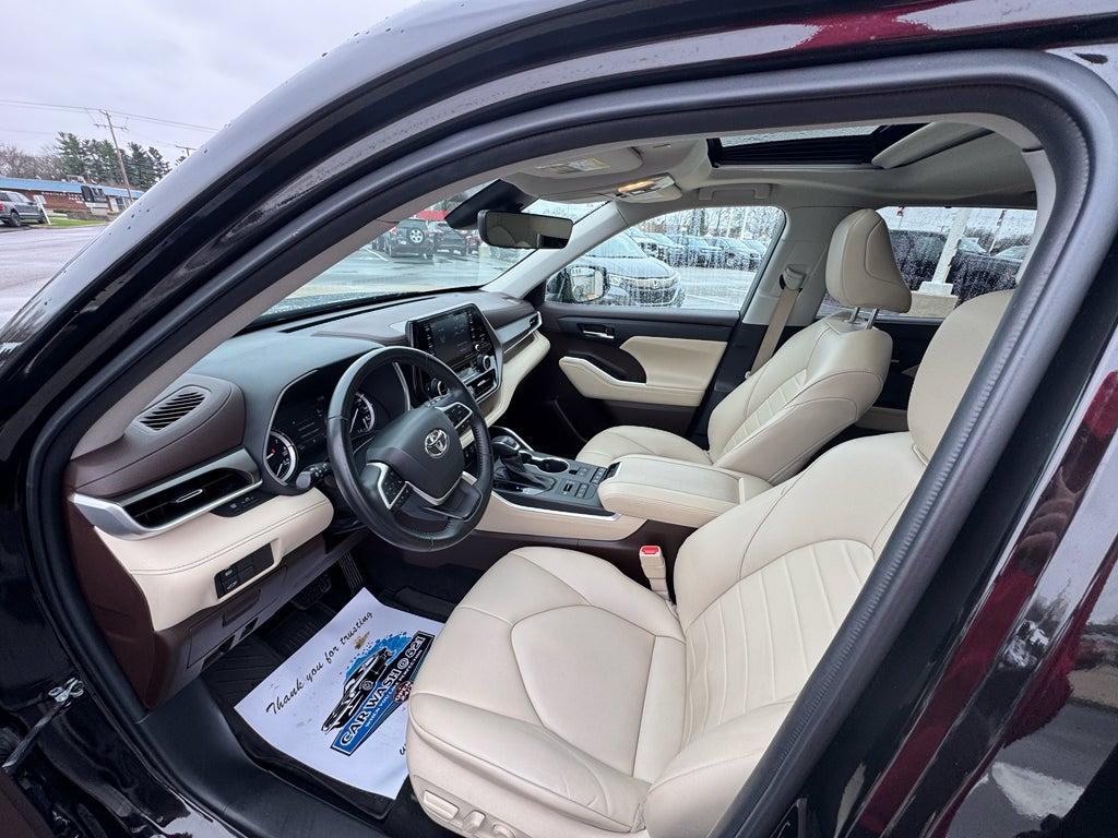 2022 Toyota Highlander XLE AWD