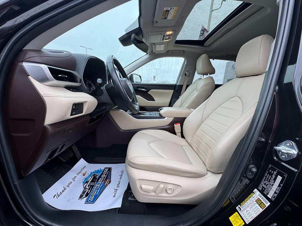 2022 Toyota Highlander XLE AWD