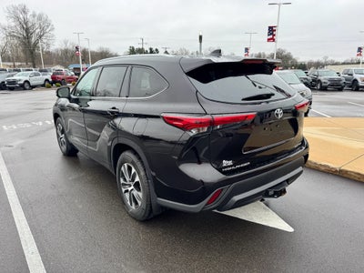 2022 Toyota Highlander XLE AWD