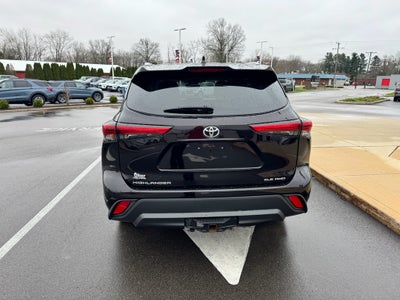 2022 Toyota Highlander XLE AWD