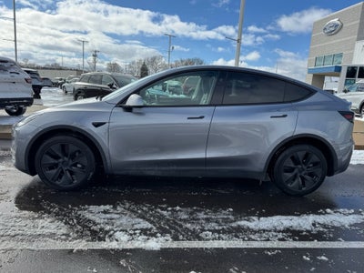 2025 Tesla Model Y Long Range AWD