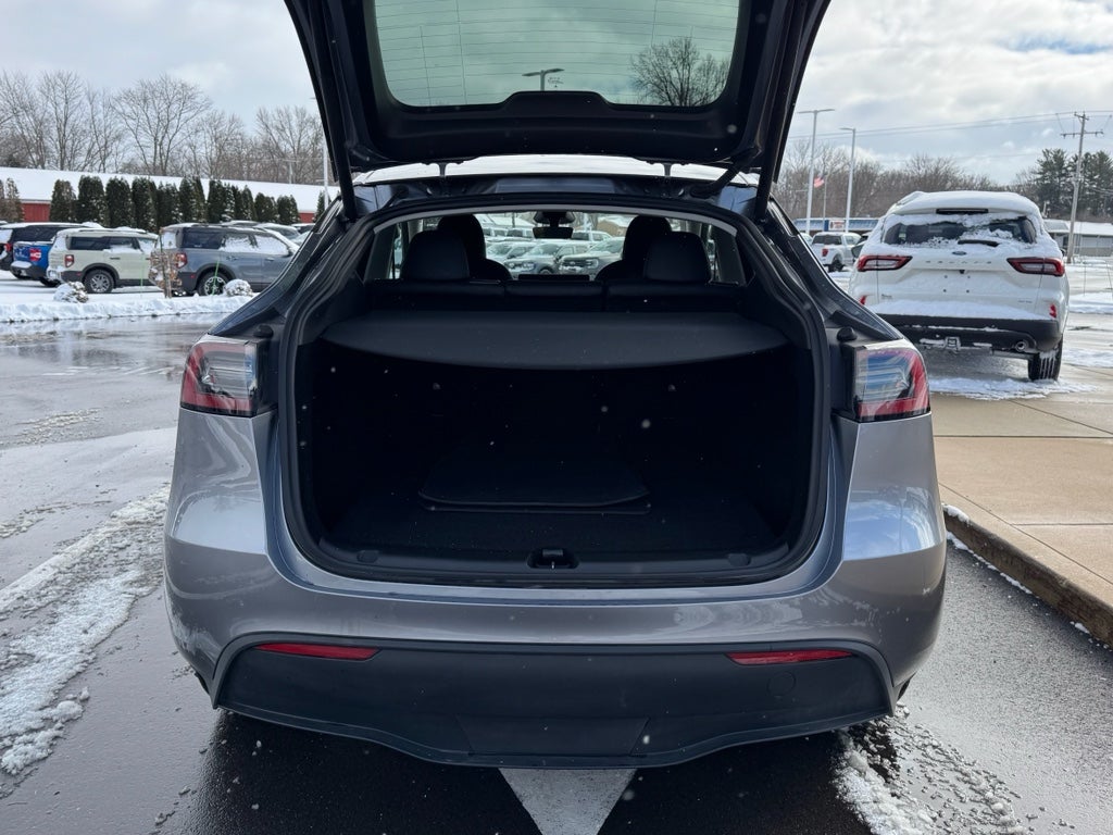 2025 Tesla Model Y Long Range AWD