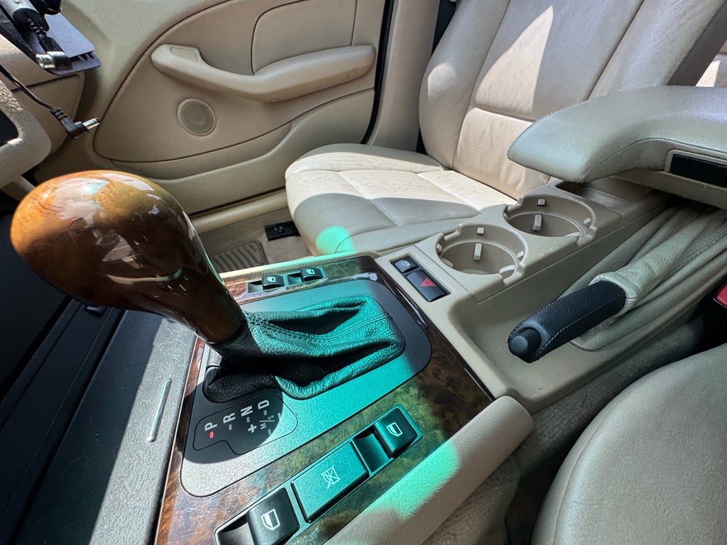 2001 BMW 3 series 330i AWD