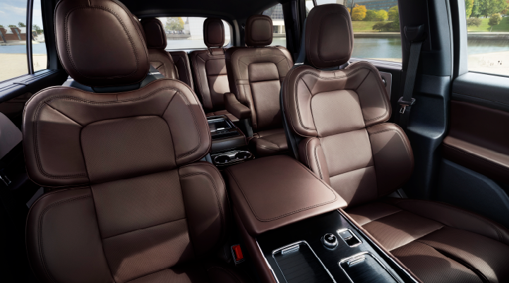 The cabin of the 2025 Lincoln Aviator® SUV is shown with black and brown accents. | Oliver Lincoln in Plymouth IN