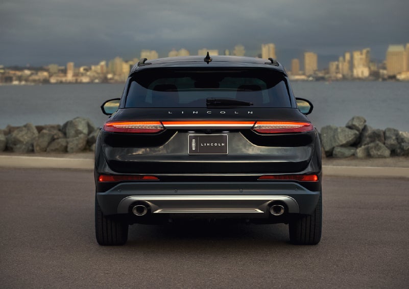The rear lighting of the 2026 Lincoln Corsair® SUV spans the entire width of the vehicle. | Oliver Lincoln in Plymouth IN