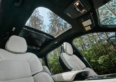 The front seats of a 2027 Lincoln Aviator® Black Label™ SUV | Oliver Lincoln in Plymouth IN